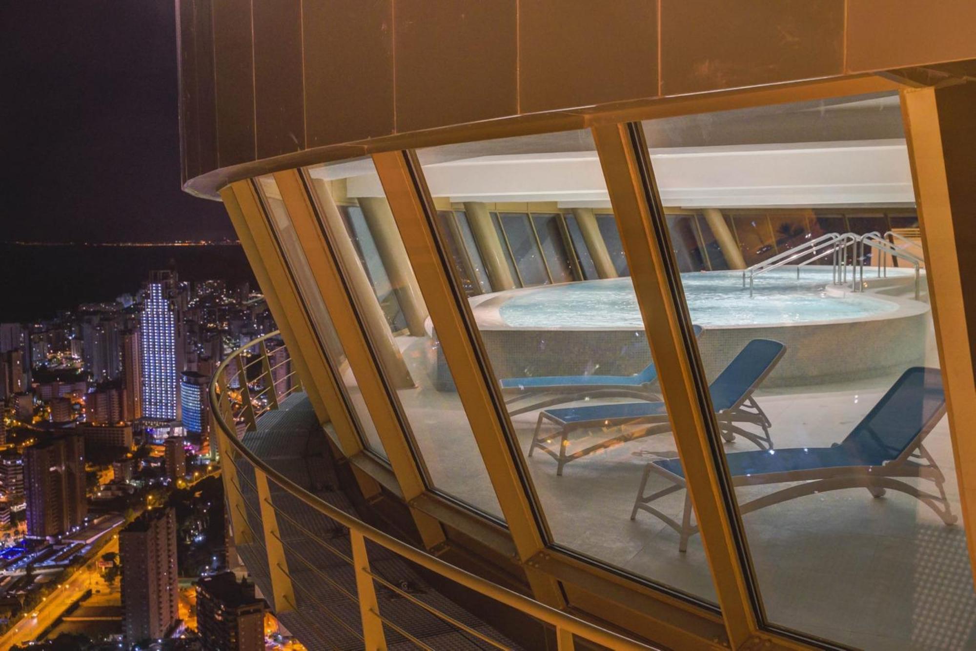 Intempo Residential Sky Resort & Spa - Benidorm, Espana Exterior photo